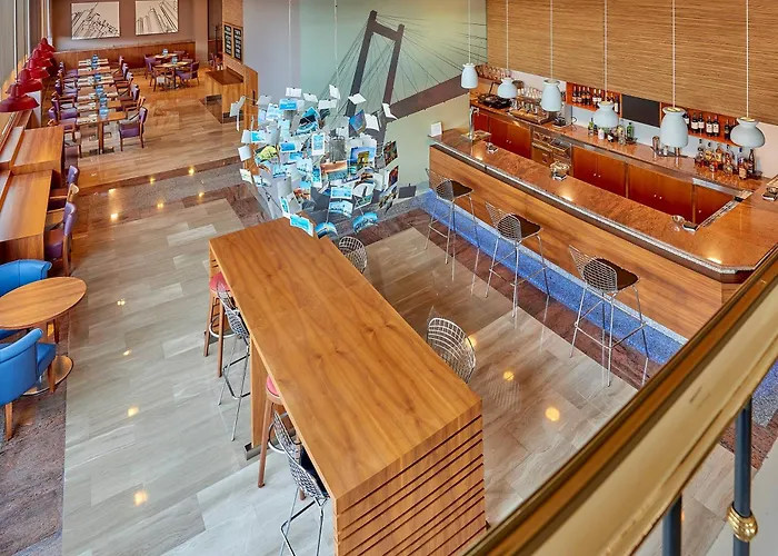 Hotel Vigo Los Galeones Affiliated by Meliá